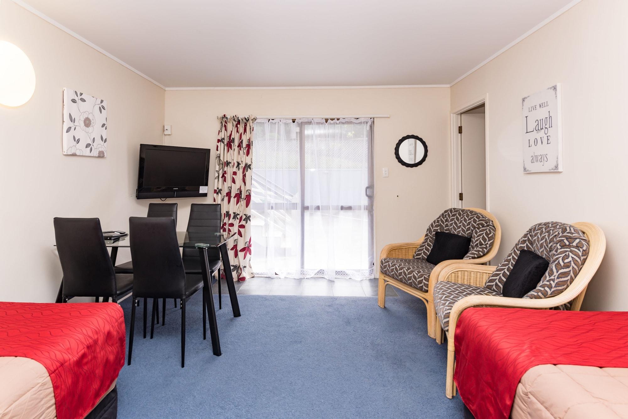 Dolphin Motel Paihia Exterior photo