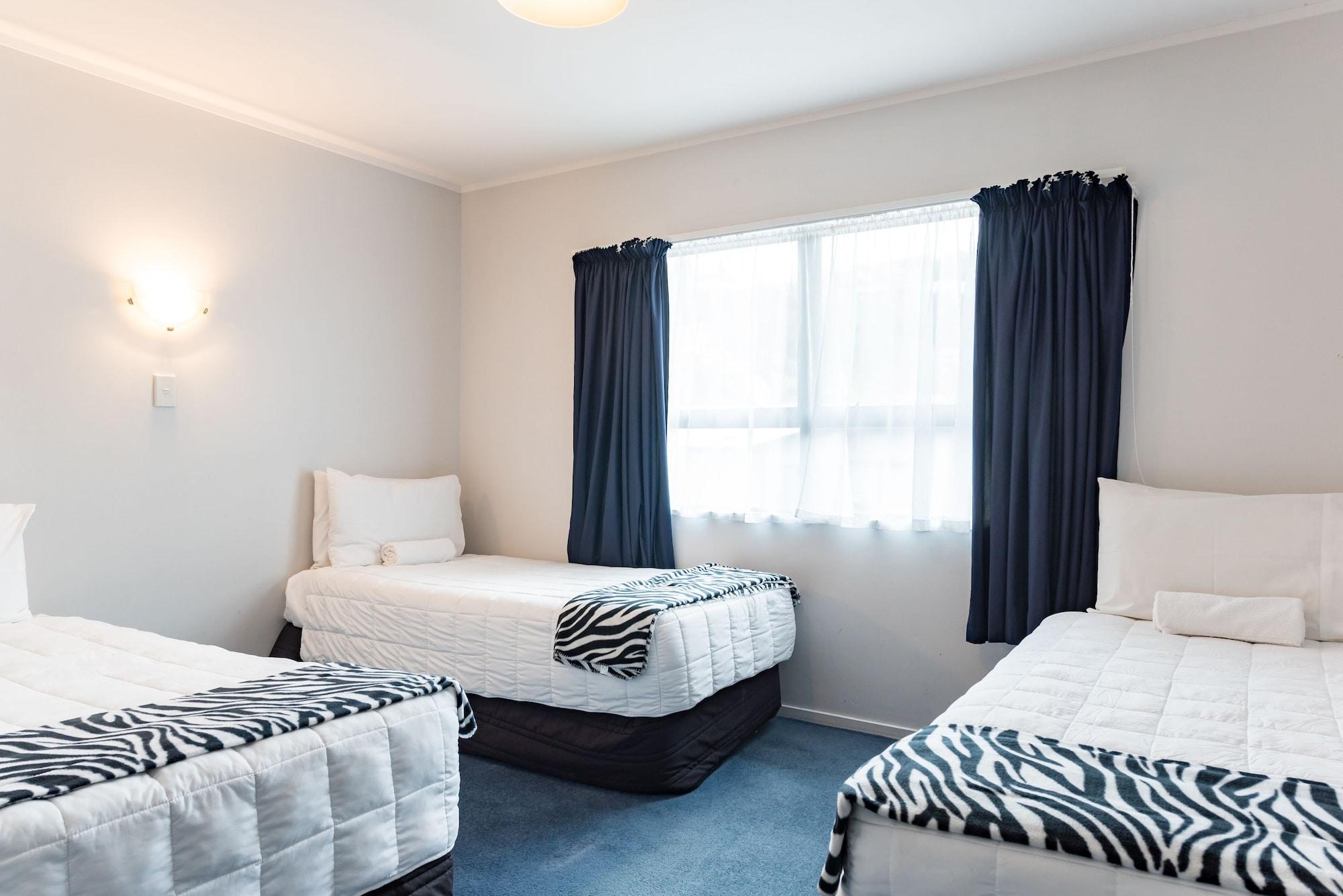 Dolphin Motel Paihia Exterior photo