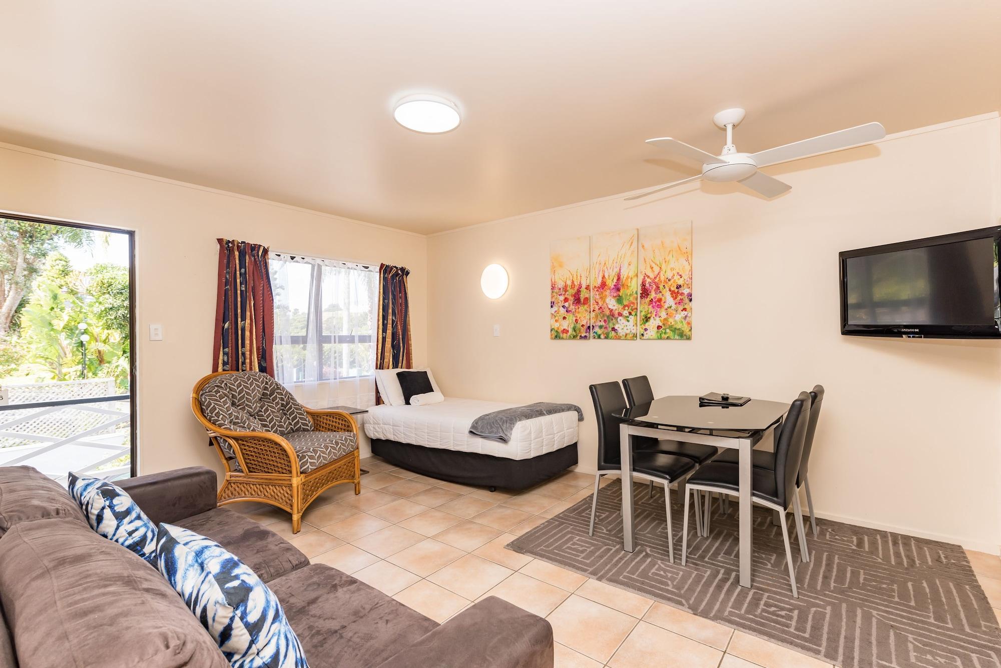 Dolphin Motel Paihia Exterior photo