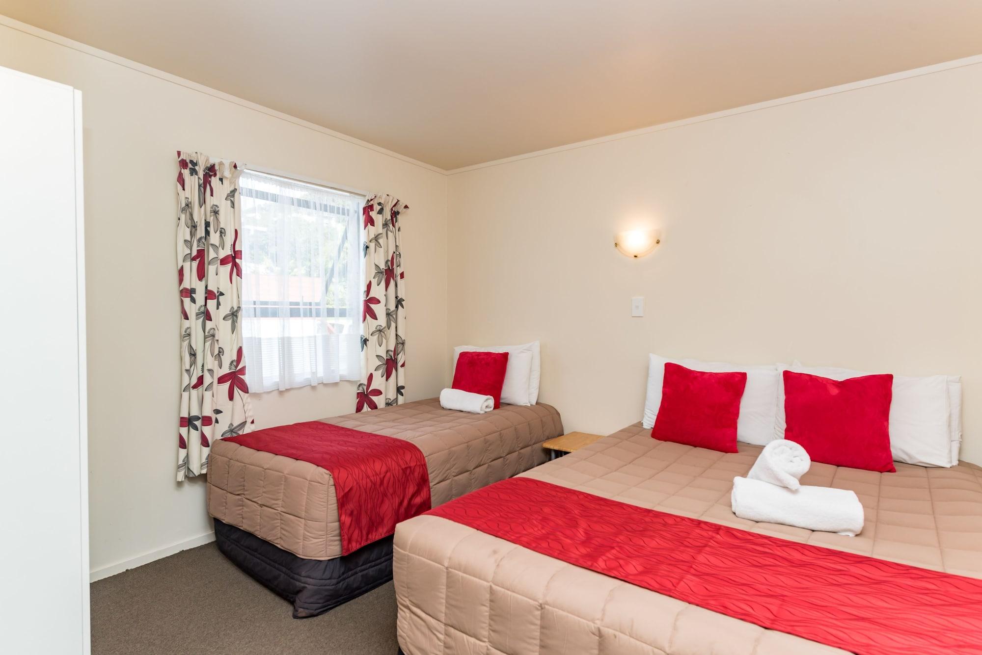 Dolphin Motel Paihia Exterior photo