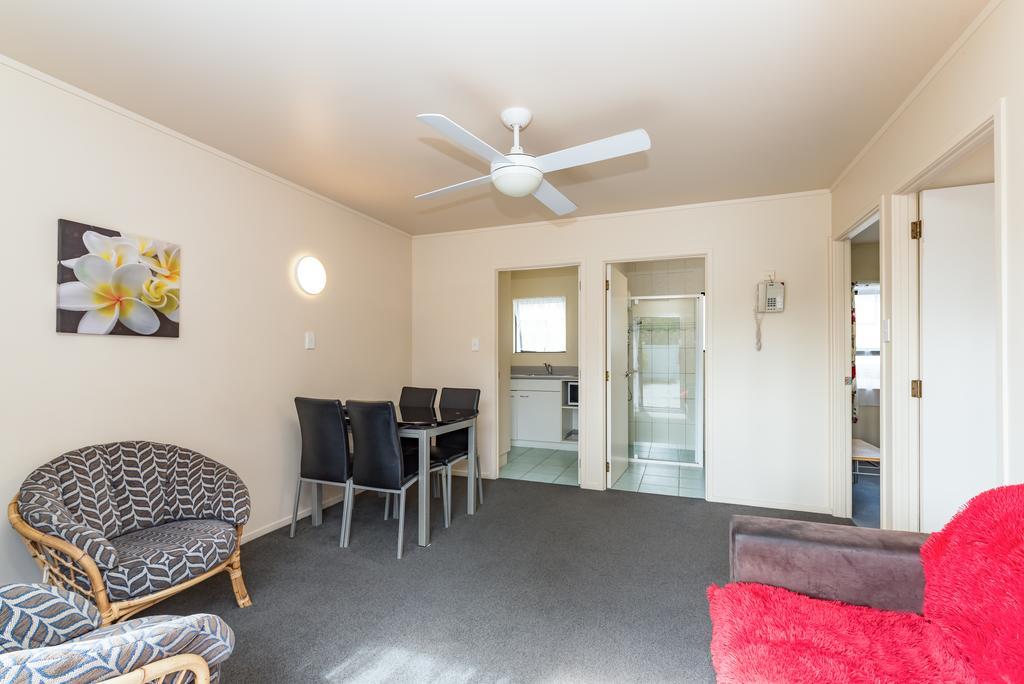 Dolphin Motel Paihia Exterior photo