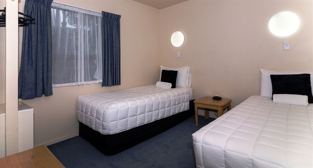 Dolphin Motel Paihia Exterior photo